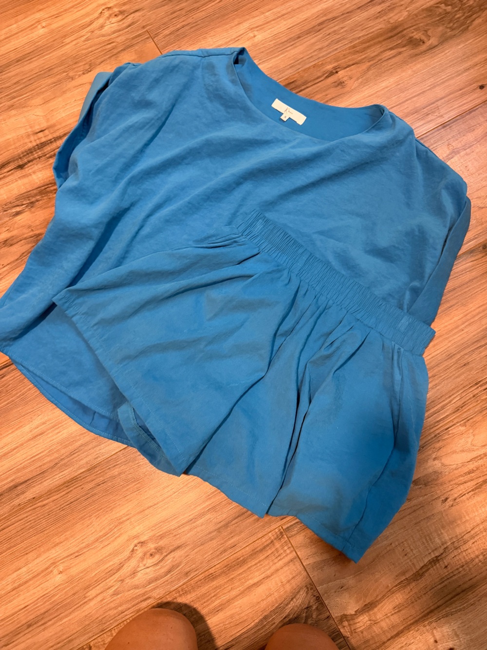 Blue Elastic Waist top and short set